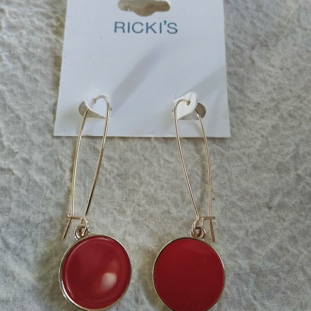 NWT Ricky Red Dangle Earrings - Picture 2 of 3